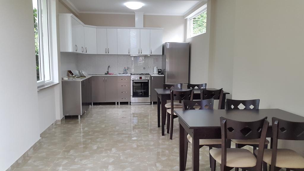 Lasha Guest House Makhinjauri Luaran gambar