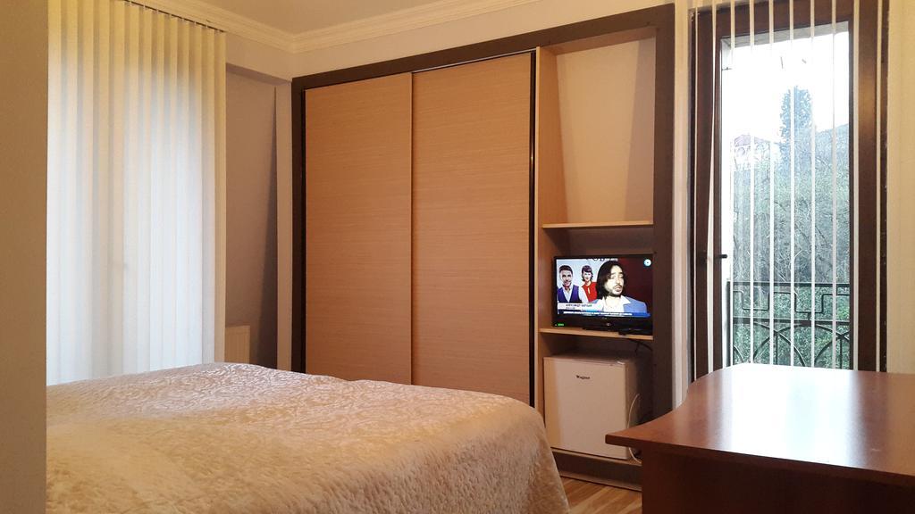Lasha Guest House Makhinjauri Luaran gambar